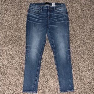 Buckle Black Ankle Jeans